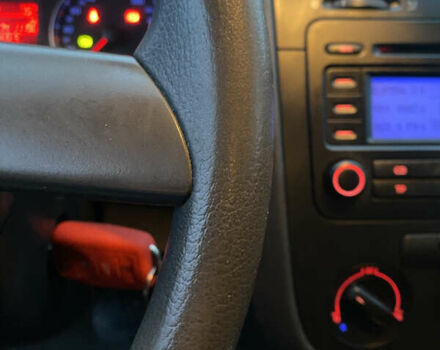 Чорний Фольксваген Гольф, об'ємом двигуна 1.6 л та пробігом 198 тис. км за 5200 $, фото 8 на Automoto.ua