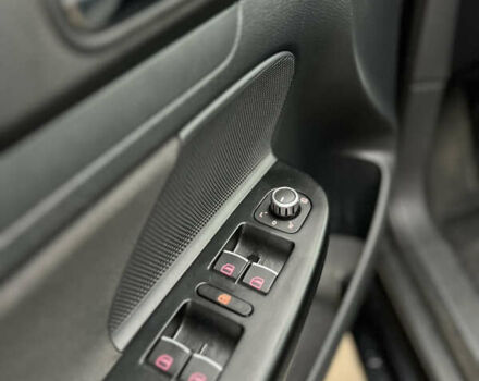 Чорний Фольксваген Гольф, об'ємом двигуна 1.6 л та пробігом 200 тис. км за 5200 $, фото 8 на Automoto.ua