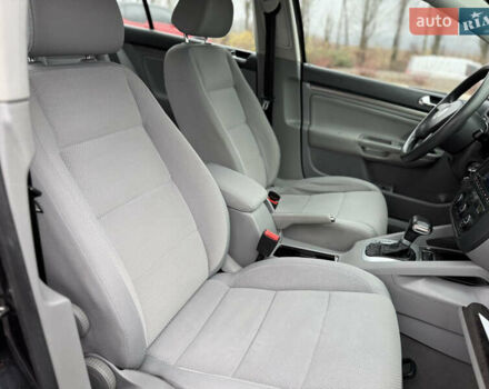 Чорний Фольксваген Гольф, об'ємом двигуна 1.6 л та пробігом 220 тис. км за 6250 $, фото 38 на Automoto.ua