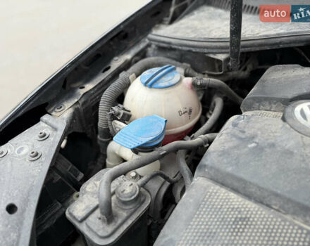 Чорний Фольксваген Гольф, об'ємом двигуна 1.6 л та пробігом 220 тис. км за 6250 $, фото 53 на Automoto.ua