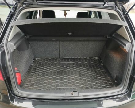 Черный Фольксваген Гольф, объемом двигателя 1.4 л и пробегом 290 тыс. км за 4500 $, фото 10 на Automoto.ua