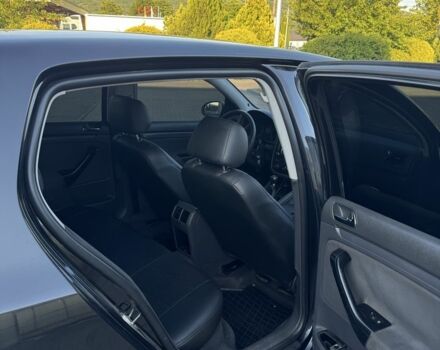 Черный Фольксваген Гольф, объемом двигателя 1.9 л и пробегом 289 тыс. км за 4999 $, фото 10 на Automoto.ua