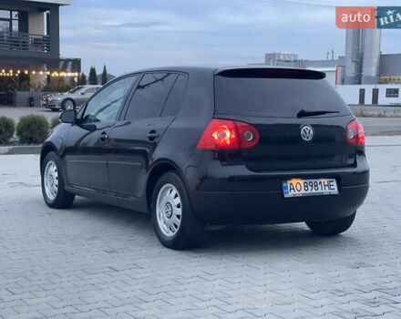 Черный Фольксваген Гольф, объемом двигателя 1.39 л и пробегом 233 тыс. км за 5400 $, фото 2 на Automoto.ua
