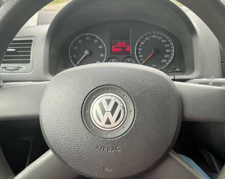 Черный Фольксваген Гольф, объемом двигателя 1.39 л и пробегом 252 тыс. км за 4200 $, фото 3 на Automoto.ua