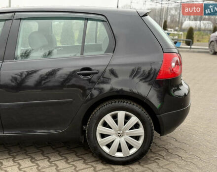 Чорний Фольксваген Гольф, об'ємом двигуна 1.6 л та пробігом 220 тис. км за 6250 $, фото 18 на Automoto.ua