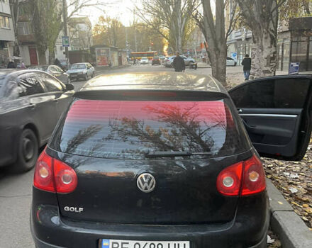 Черный Фольксваген Гольф, объемом двигателя 1.4 л и пробегом 281 тыс. км за 4500 $, фото 2 на Automoto.ua