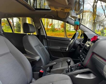 Черный Фольксваген Гольф, объемом двигателя 1.4 л и пробегом 214 тыс. км за 5490 $, фото 27 на Automoto.ua