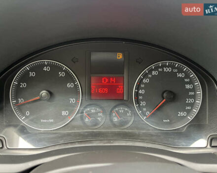 Черный Фольксваген Гольф, объемом двигателя 1.6 л и пробегом 211 тыс. км за 5400 $, фото 38 на Automoto.ua