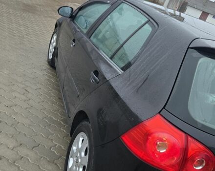 Черный Фольксваген Гольф, объемом двигателя 1.4 л и пробегом 220 тыс. км за 5600 $, фото 5 на Automoto.ua