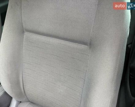 Черный Фольксваген Гольф, объемом двигателя 1.97 л и пробегом 418 тыс. км за 4650 $, фото 28 на Automoto.ua