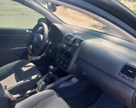 Черный Фольксваген Гольф, объемом двигателя 1.39 л и пробегом 230 тыс. км за 5000 $, фото 3 на Automoto.ua