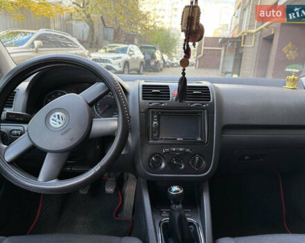 Фольксваген Гольф 2004 в Виннице на Automoto.ua Черный Фольксваген Гольф, объемом двигателя 1.39 л и пробегом 290 тыс. км за 5200 $, фото 12 на Automoto.ua