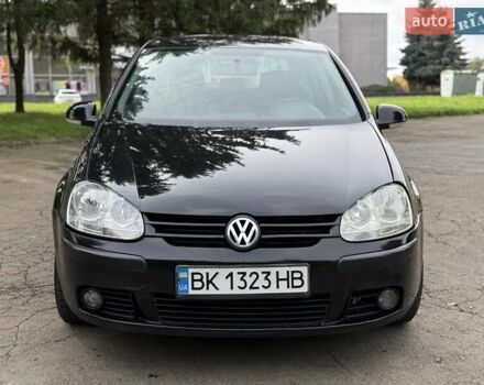 Черный Фольксваген Гольф, объемом двигателя 1.97 л и пробегом 418 тыс. км за 4650 $, фото 9 на Automoto.ua