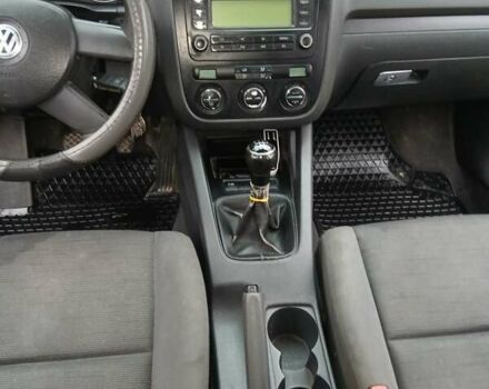 Чорний Фольксваген Гольф, об'ємом двигуна 1.39 л та пробігом 216 тис. км за 4350 $, фото 7 на Automoto.ua