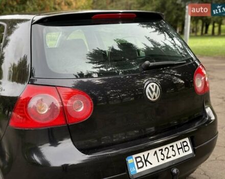 Черный Фольксваген Гольф, объемом двигателя 1.97 л и пробегом 418 тыс. км за 4650 $, фото 25 на Automoto.ua