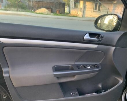 Черный Фольксваген Гольф, объемом двигателя 1.9 л и пробегом 3 тыс. км за 4350 $, фото 6 на Automoto.ua