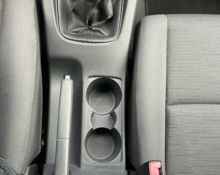 Черный Фольксваген Гольф, объемом двигателя 1.6 л и пробегом 211 тыс. км за 5400 $, фото 37 на Automoto.ua