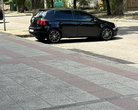 Черный Фольксваген Гольф, объемом двигателя 1.39 л и пробегом 260 тыс. км за 5500 $, фото 8 на Automoto.ua