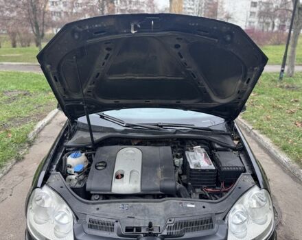 Чорний Фольксваген Гольф, об'ємом двигуна 1.6 л та пробігом 198 тис. км за 5100 $, фото 22 на Automoto.ua