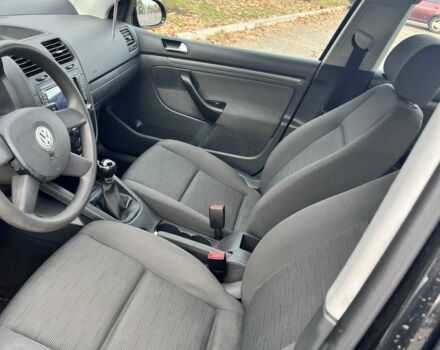 Черный Фольксваген Гольф, объемом двигателя 1.4 л и пробегом 224 тыс. км за 5150 $, фото 11 на Automoto.ua