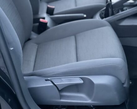 Черный Фольксваген Гольф, объемом двигателя 1.4 л и пробегом 234 тыс. км за 5400 $, фото 18 на Automoto.ua