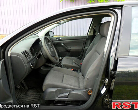 Чорний Фольксваген Гольф, об'ємом двигуна 1.4 л та пробігом 215 тис. км за 4900 $, фото 5 на Automoto.ua