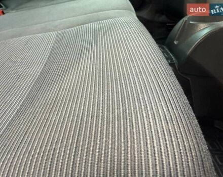 Черный Фольксваген Гольф, объемом двигателя 1.97 л и пробегом 418 тыс. км за 4650 $, фото 39 на Automoto.ua