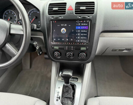 Чорний Фольксваген Гольф, об'ємом двигуна 1.6 л та пробігом 220 тис. км за 6250 $, фото 34 на Automoto.ua