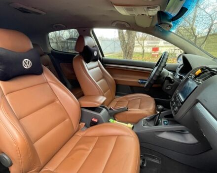 Чорний Фольксваген Гольф, об'ємом двигуна 1.9 л та пробігом 380 тис. км за 2000 $, фото 4 на Automoto.ua