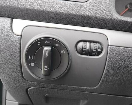 Фольксваген Гольф 2004 в Сторожинце на Automoto.ua Черный Фольксваген Гольф, объемом двигателя 1.6 л и пробегом 307 тыс. км за 5850 $, фото 16 на Automoto.ua