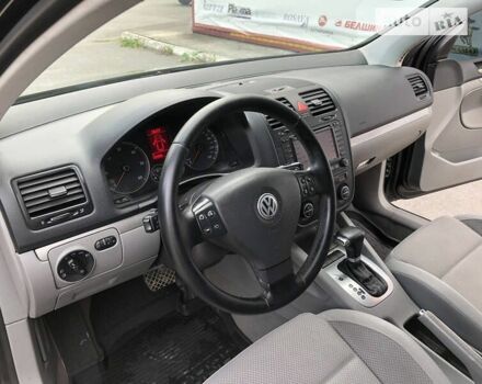 Черный Фольксваген Гольф, объемом двигателя 2 л и пробегом 3 тыс. км за 5800 $, фото 5 на Automoto.ua
