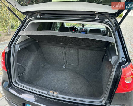 Черный Фольксваген Гольф, объемом двигателя 1.98 л и пробегом 313 тыс. км за 6200 $, фото 27 на Automoto.ua