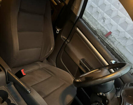 Черный Фольксваген Гольф, объемом двигателя 1.6 л и пробегом 352 тыс. км за 6550 $, фото 12 на Automoto.ua