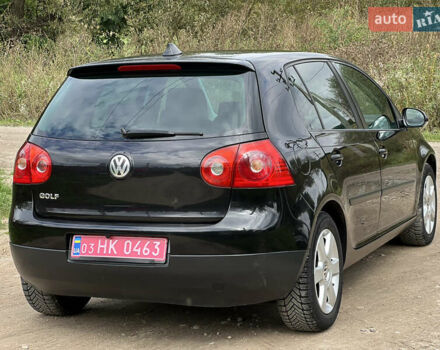 Черный Фольксваген Гольф, объемом двигателя 1.4 л и пробегом 175 тыс. км за 4900 $, фото 6 на Automoto.ua
