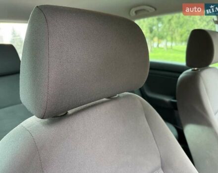 Черный Фольксваген Гольф, объемом двигателя 1.97 л и пробегом 418 тыс. км за 4650 $, фото 43 на Automoto.ua