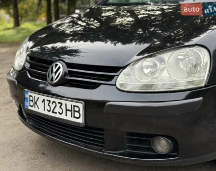 Черный Фольксваген Гольф, объемом двигателя 1.97 л и пробегом 418 тыс. км за 4650 $, фото 5 на Automoto.ua