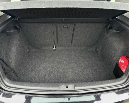 Чорний Фольксваген Гольф, об'ємом двигуна 1.6 л та пробігом 200 тис. км за 5600 $, фото 14 на Automoto.ua