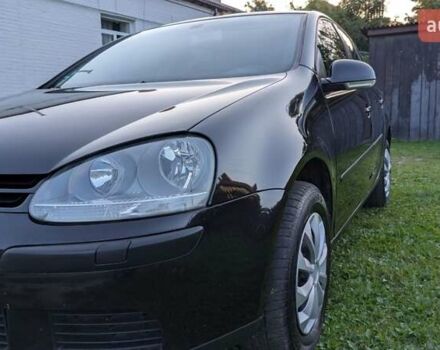 Черный Фольксваген Гольф, объемом двигателя 1.39 л и пробегом 338 тыс. км за 4500 $, фото 5 на Automoto.ua