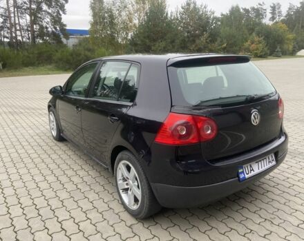 Черный Фольксваген Гольф, объемом двигателя 2 л и пробегом 240 тыс. км за 2250 $, фото 1 на Automoto.ua