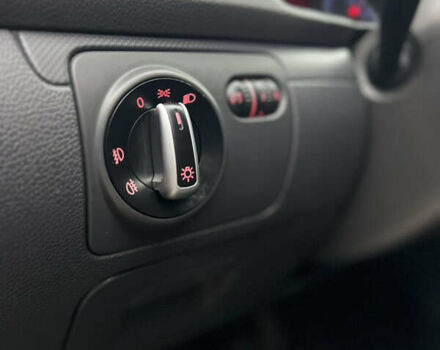 Чорний Фольксваген Гольф, об'ємом двигуна 1.6 л та пробігом 200 тис. км за 5200 $, фото 9 на Automoto.ua