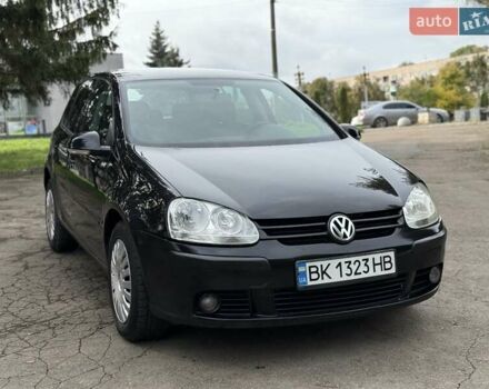 Черный Фольксваген Гольф, объемом двигателя 1.97 л и пробегом 418 тыс. км за 4650 $, фото 11 на Automoto.ua