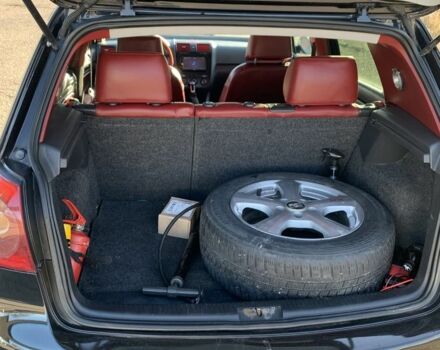 Черный Фольксваген Гольф, объемом двигателя 1.6 л и пробегом 340 тыс. км за 4900 $, фото 5 на Automoto.ua