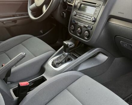 Чорний Фольксваген Гольф, об'ємом двигуна 1.6 л та пробігом 137 тис. км за 7000 $, фото 17 на Automoto.ua