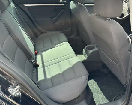 Чорний Фольксваген Гольф, об'ємом двигуна 1.6 л та пробігом 236 тис. км за 6000 $, фото 17 на Automoto.ua