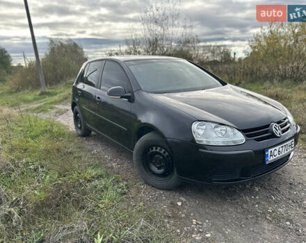 Черный Фольксваген Гольф, объемом двигателя 1.39 л и пробегом 121 тыс. км за 5150 $, фото 2 на Automoto.ua