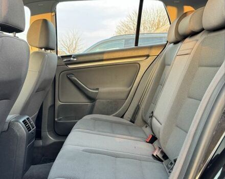 Чорний Фольксваген Гольф, об'ємом двигуна 1.6 л та пробігом 137 тис. км за 7000 $, фото 14 на Automoto.ua