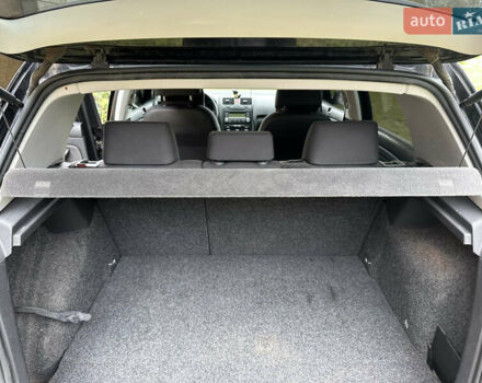 Черный Фольксваген Гольф, объемом двигателя 1.39 л и пробегом 121 тыс. км за 5150 $, фото 26 на Automoto.ua