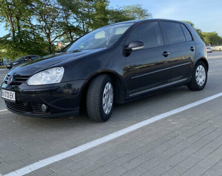 Черный Фольксваген Гольф, объемом двигателя 1.6 л и пробегом 300 тыс. км за 6200 $, фото 2 на Automoto.ua