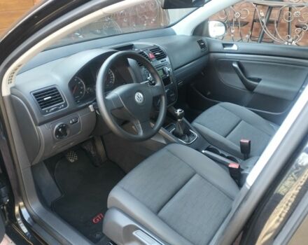 Черный Фольксваген Гольф, объемом двигателя 0 л и пробегом 215 тыс. км за 5600 $, фото 3 на Automoto.ua