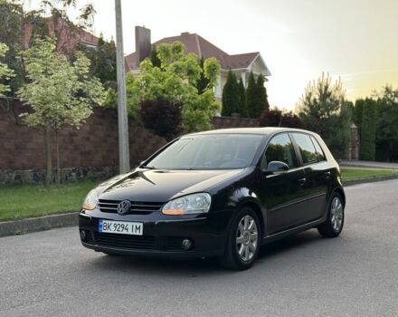 Черный Фольксваген Гольф, объемом двигателя 1.4 л и пробегом 205 тыс. км за 5300 $, фото 1 на Automoto.ua